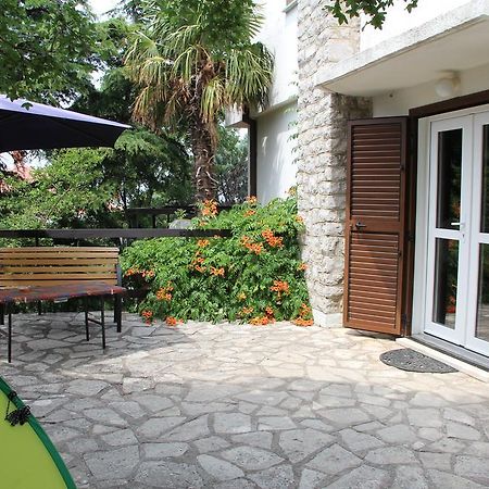 Holiday Home Luznar Klenovica Ngoại thất bức ảnh