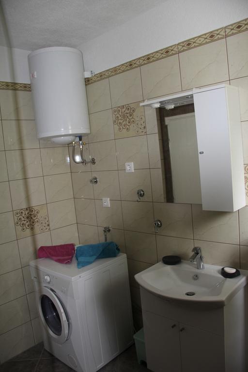 Holiday Home Luznar Klenovica Ngoại thất bức ảnh