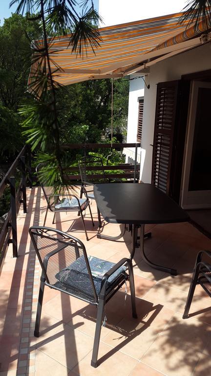 Holiday Home Luznar Klenovica Ngoại thất bức ảnh